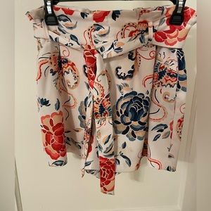 Zara Printed Paperbag Shorts | Size M